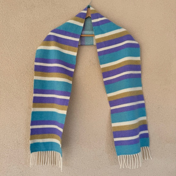 VTG AVOCA since 1723 100% Wool teal/lilac/tan/cream 70"x11" quality scarf - Picture 2 of 4